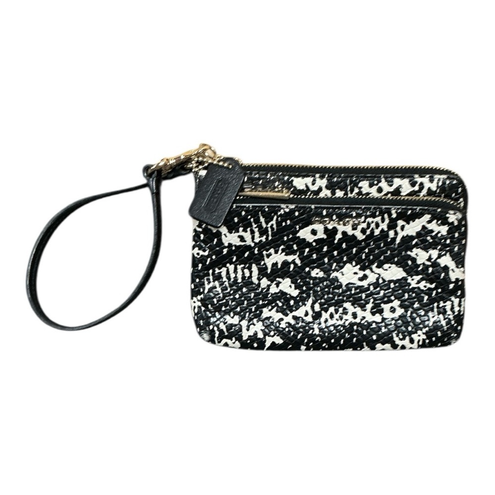 Coach - EC - Black and White Leather Wristlet / Clutch with Hang Tag